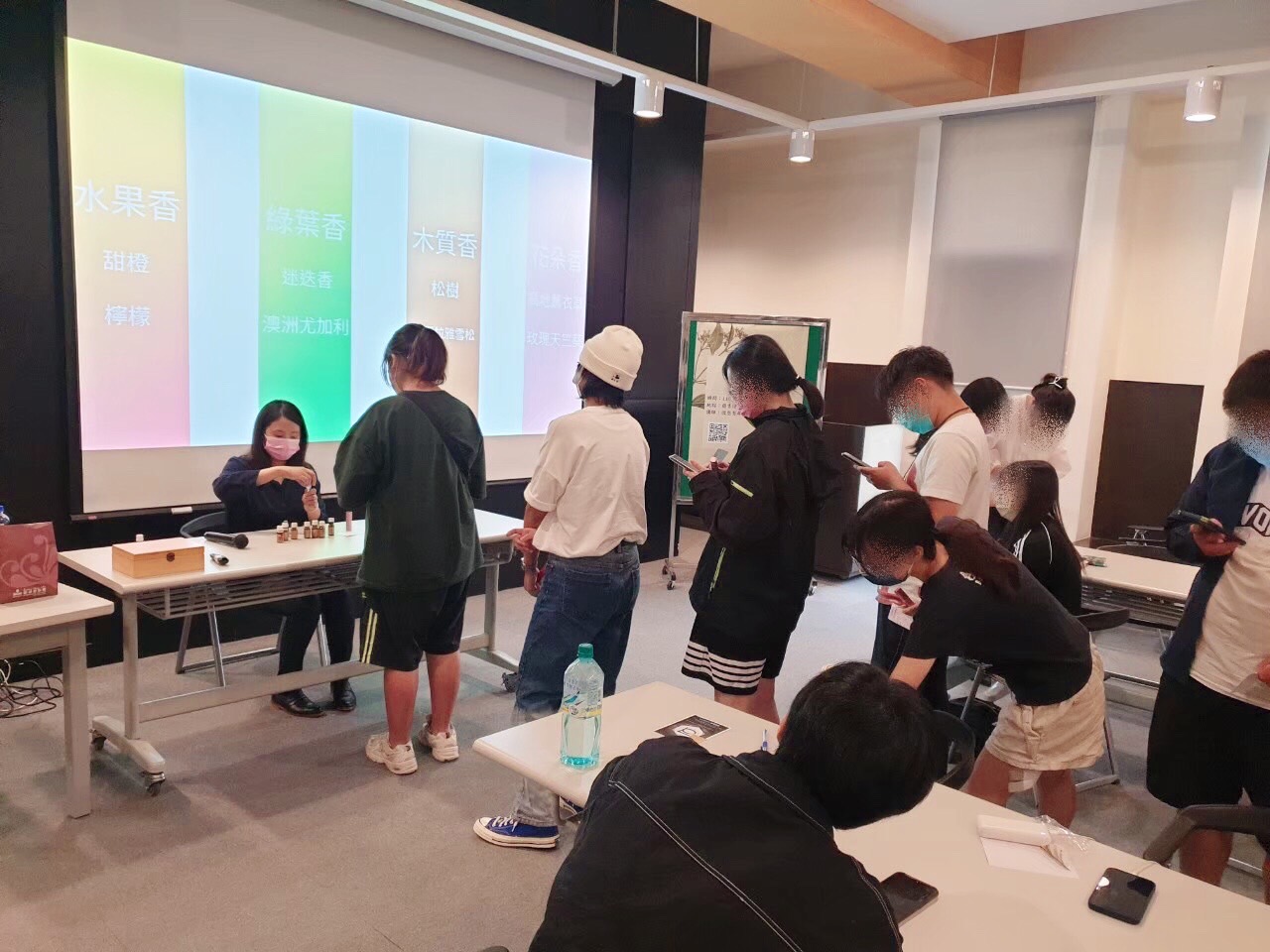 【講座紀錄】2021年十月|實踐大學・高雄校區|精油香水DIY 【講座紀錄】2021年十月|實踐大學・高雄校區|精油香水DIY