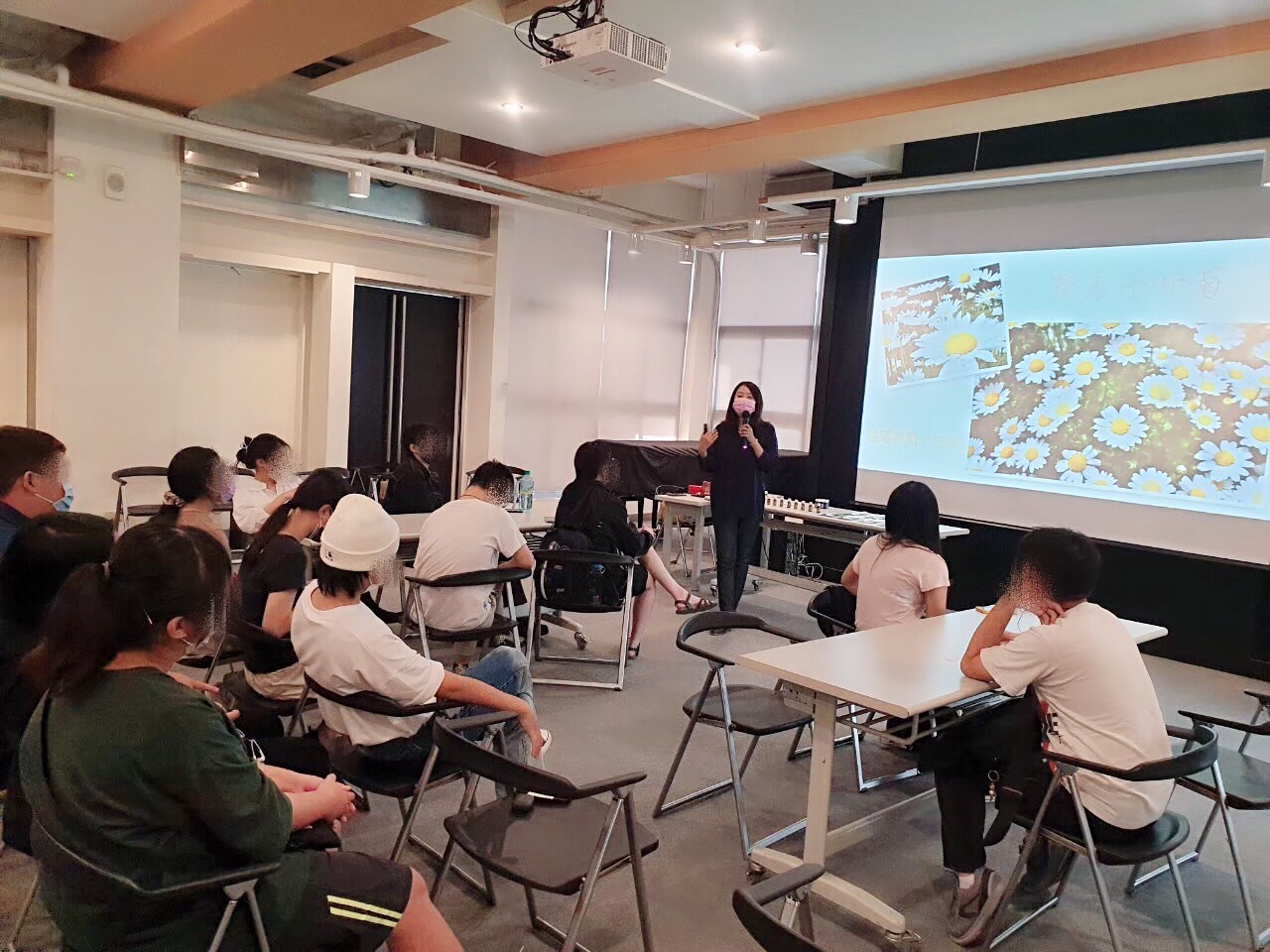 【講座紀錄】2021年十月|實踐大學・高雄校區|精油香水DIY 【講座紀錄】2021年十月|實踐大學・高雄校區|精油香水DIY